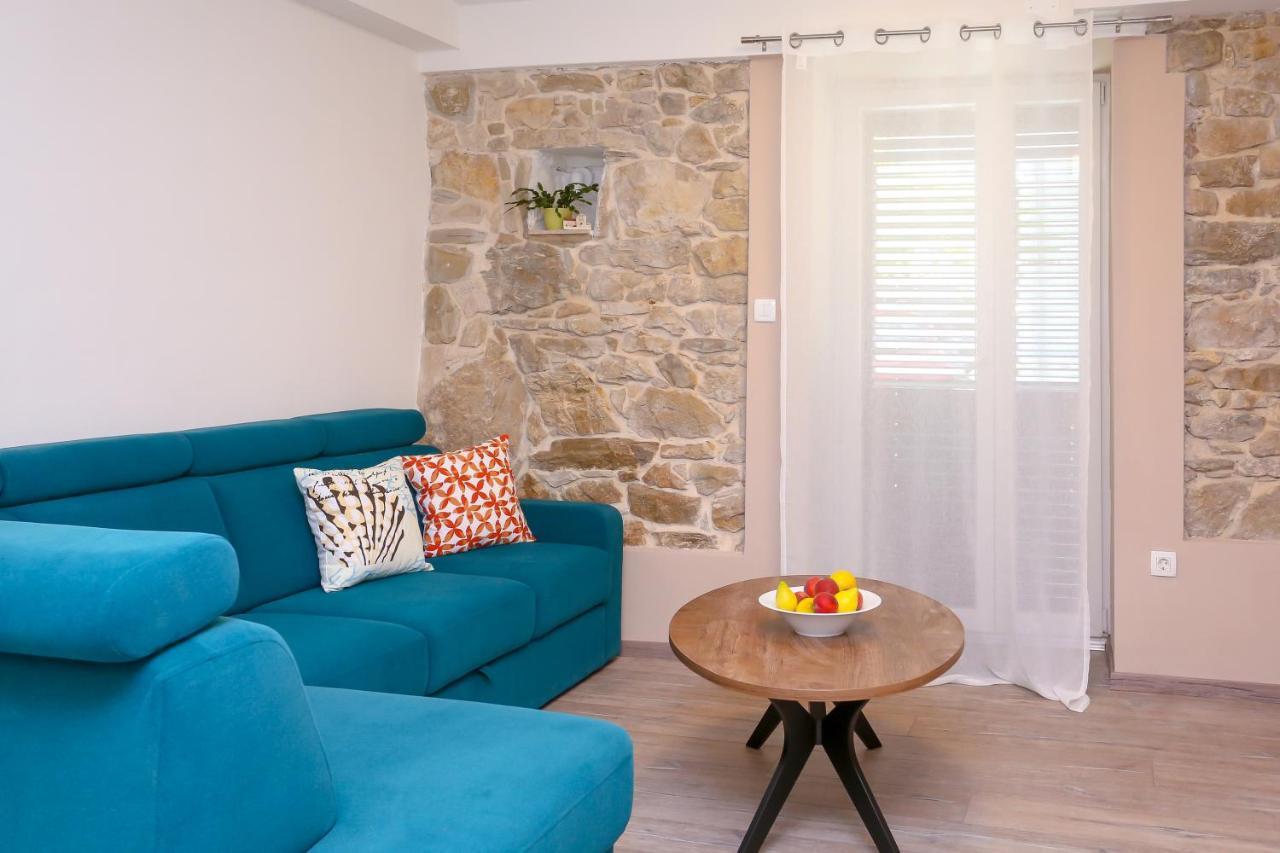 Apartment Dvor Split Bagian luar foto